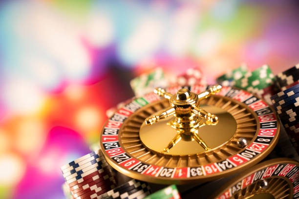 Live dealer baccarat table with lightning effects on duniabet303 login